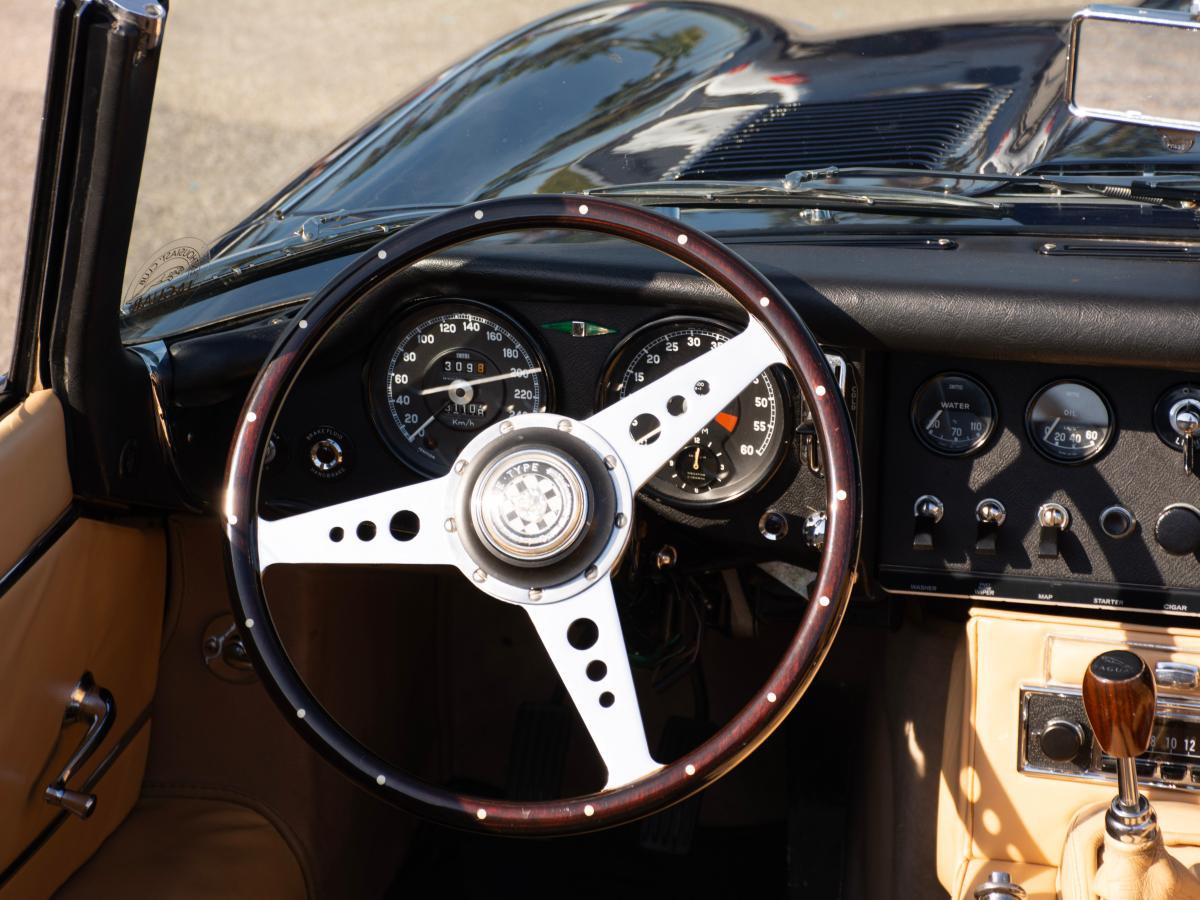 Jaguar Type E
