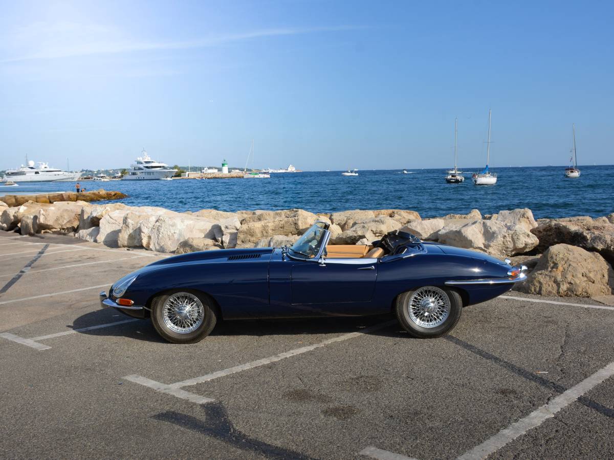 Jaguar Type E