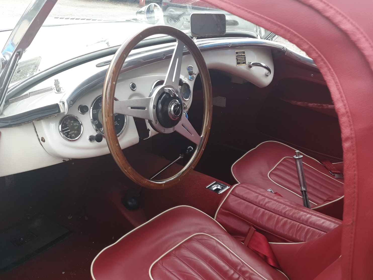 Austin-Healey 100 BN1