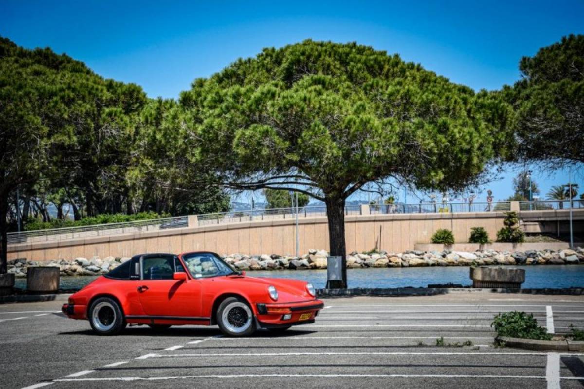 Porsche 911 Targa