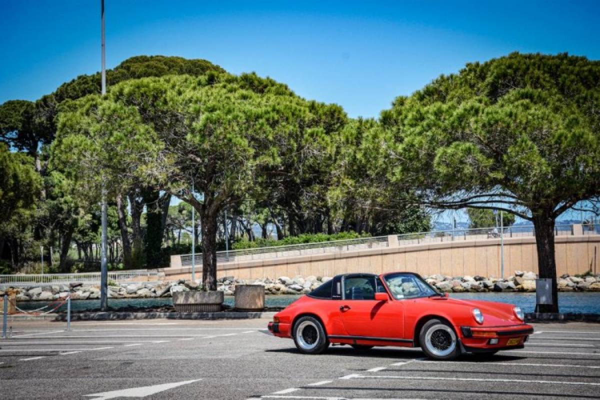 Porsche 911 Targa