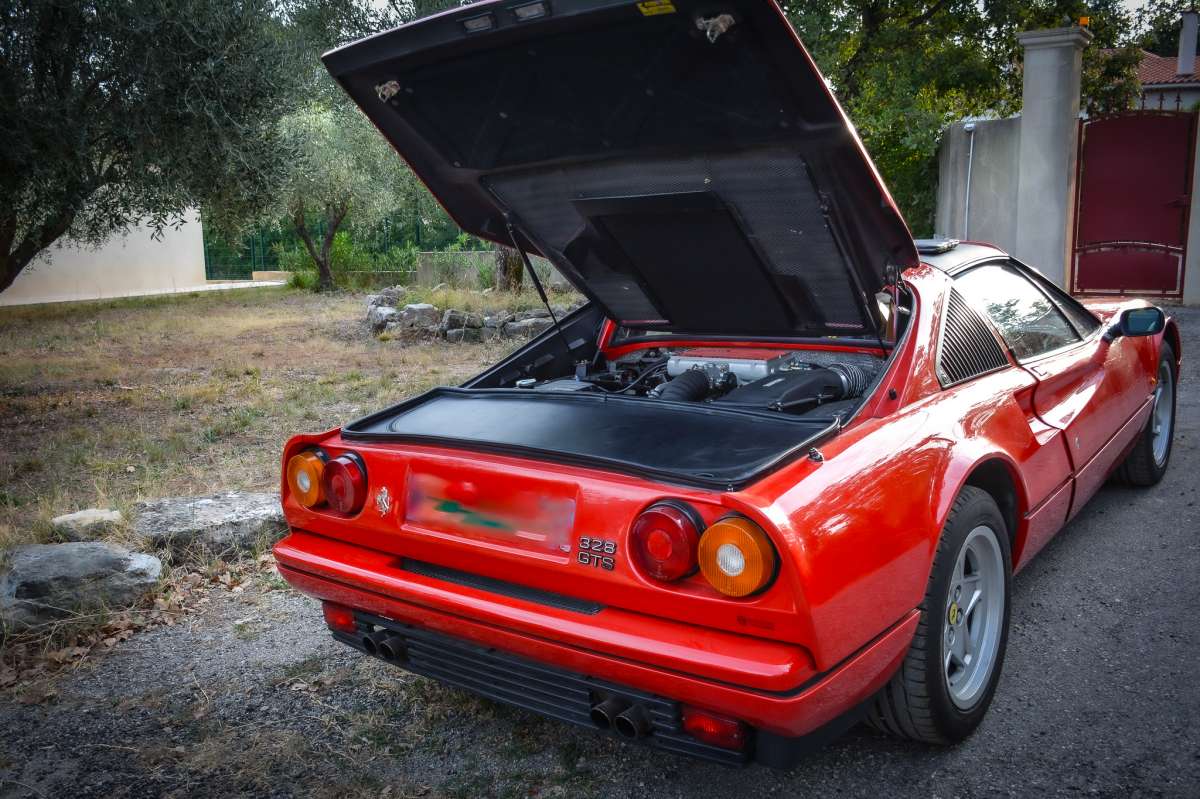 Ferrari 328 GTS