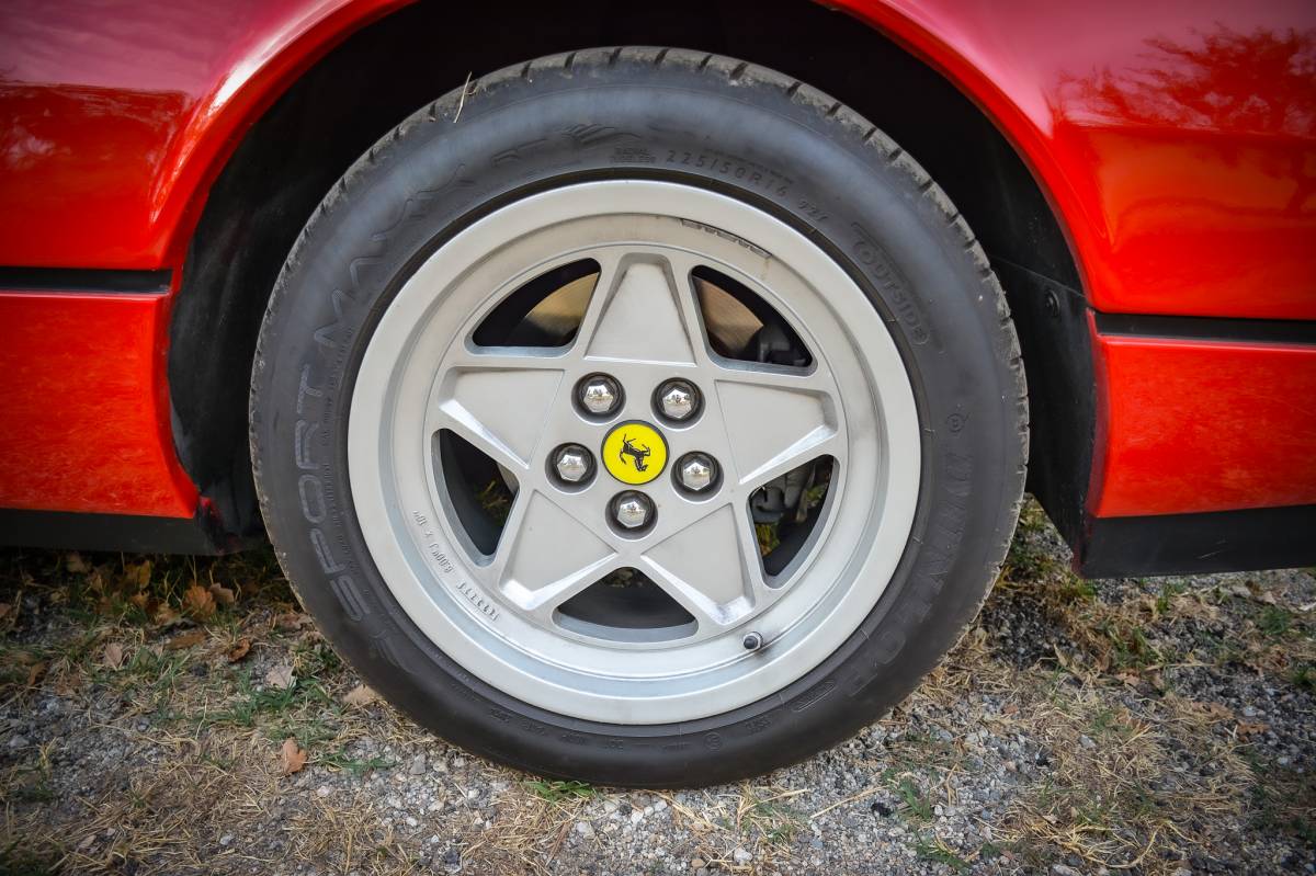 Ferrari 328 GTS