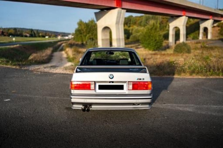 BMW M3 E30