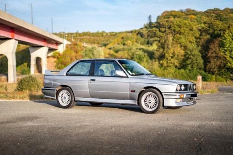 BMW M3 E30