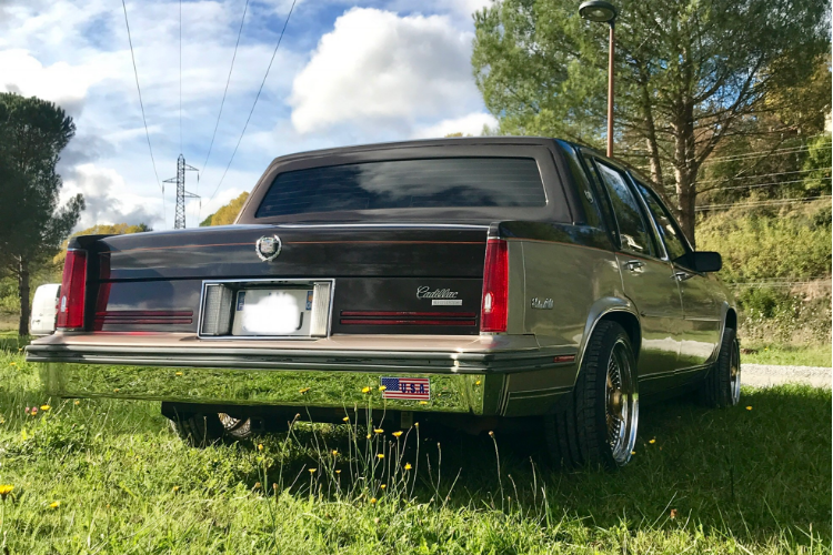 Cadillac Deville