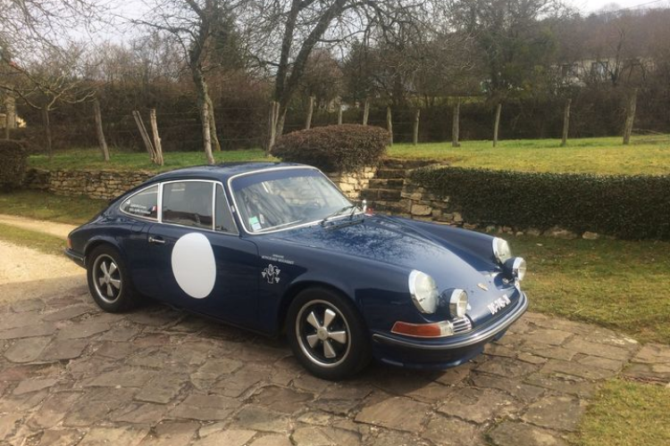 Porsche 911