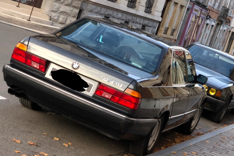 BMW 750il