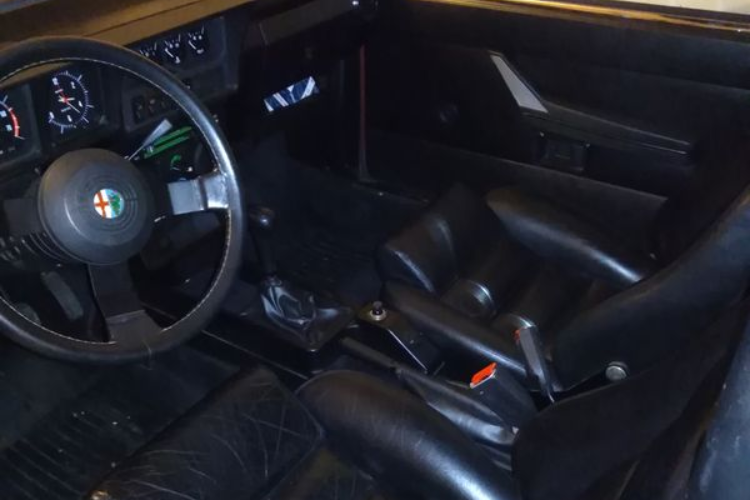 Alfa Romeo GTV6