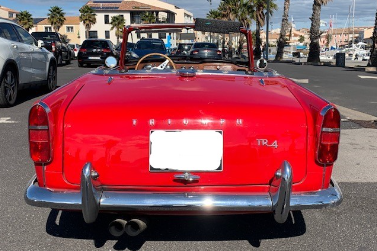 Triumph TR4