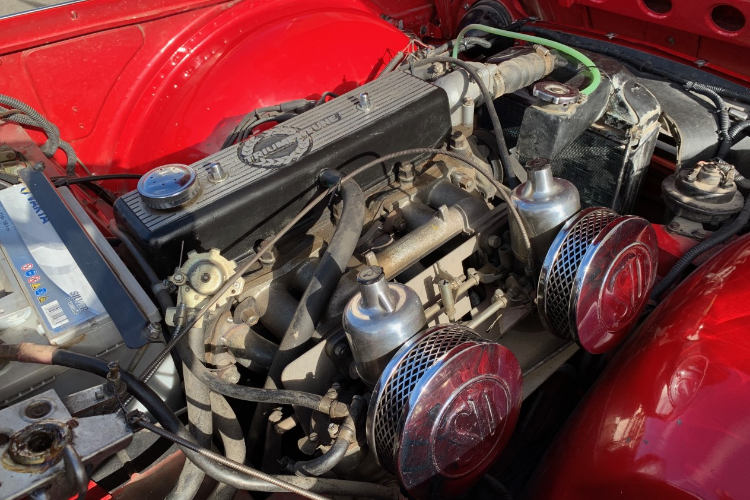 Triumph TR4