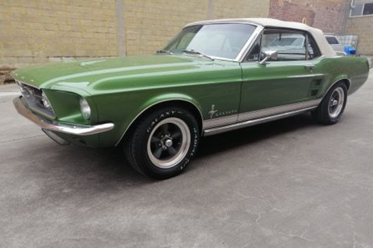 Ford Mustang