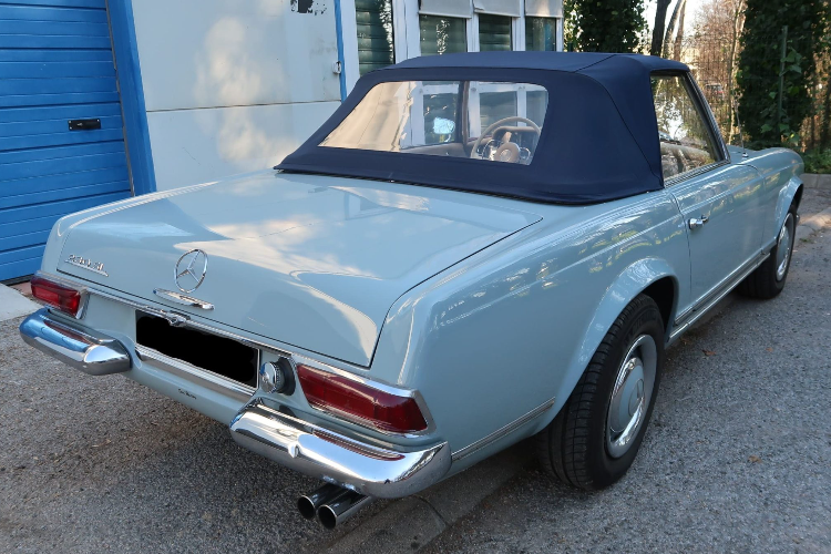 Mercedes-Benz Pagode SL230