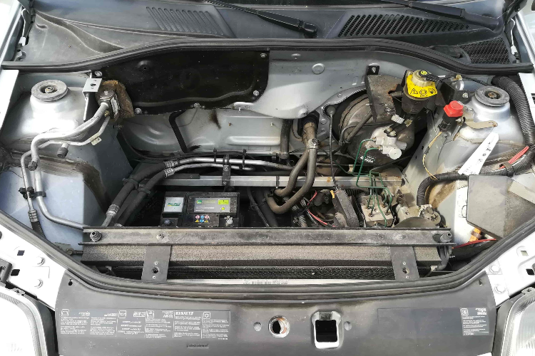 Renault Clio V6