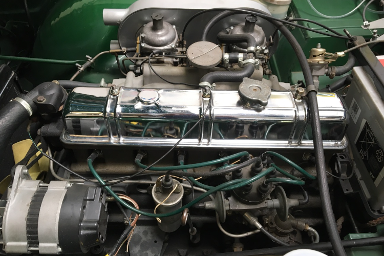 Triumph TR250