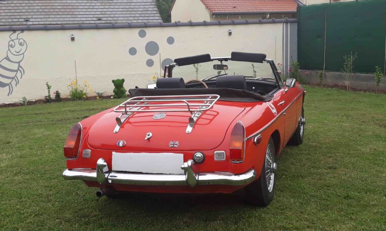 MG B