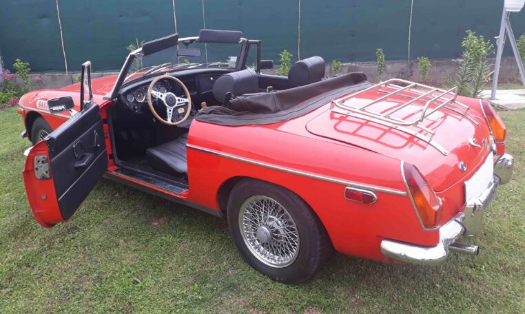MG B