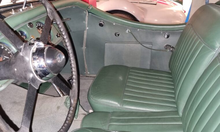 Jaguar XK 120