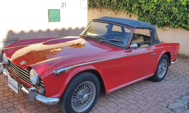 Triumph TR5 PI