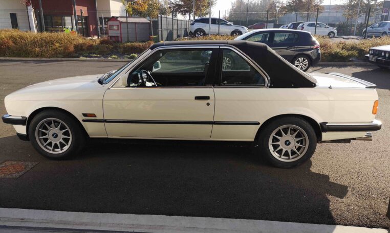 BMW 323i Baur