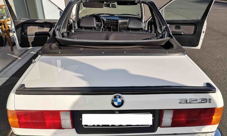 BMW 323i Baur