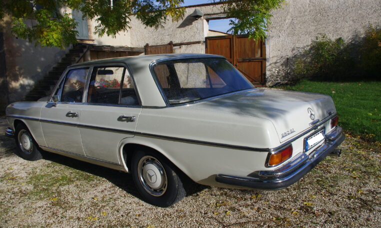 Mercedes-Benz 280 SE