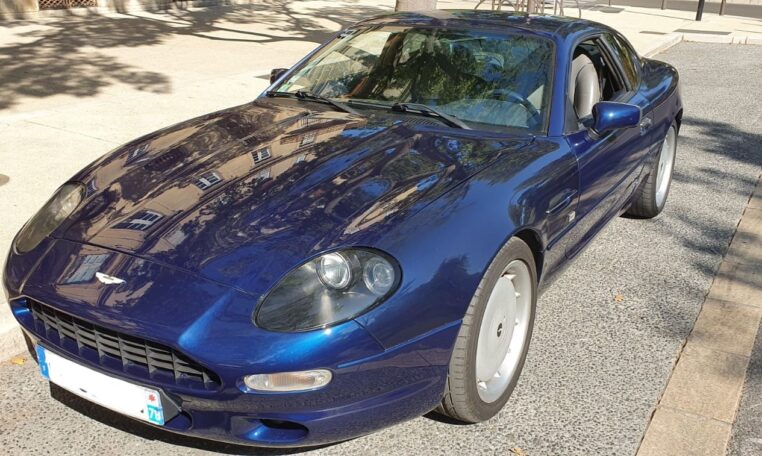 Aston Martin DB7