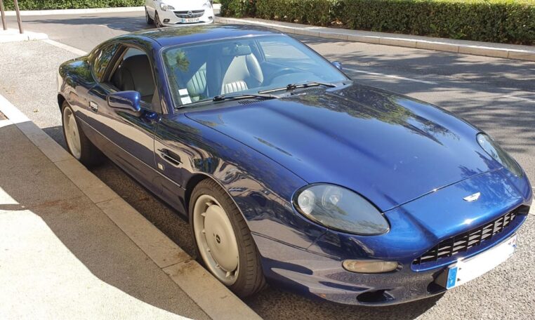 Aston Martin DB7