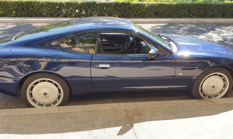 Aston Martin DB7