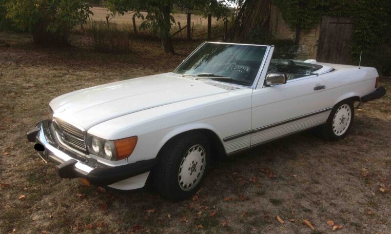 Mercedes-Benz 560SL