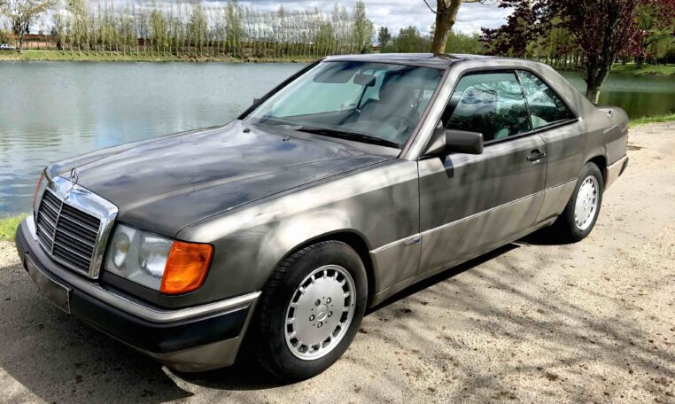 Mercedes-Benz 320CE