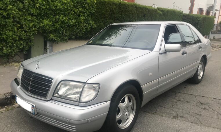Mercedes-Benz S320