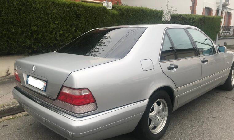 Mercedes-Benz S320