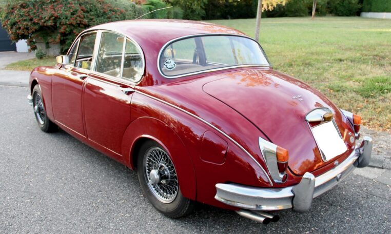 Jaguar MK2