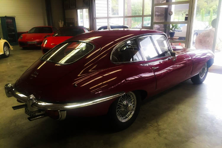 Jaguar Type E