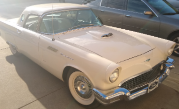 Ford Thunderbird