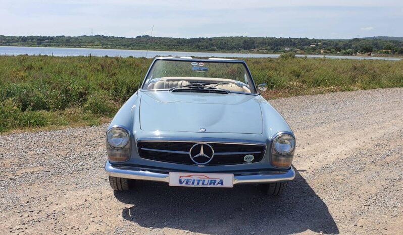 Mercedes-Benz 230 SL
