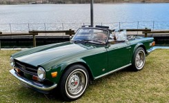 Triumph TR6